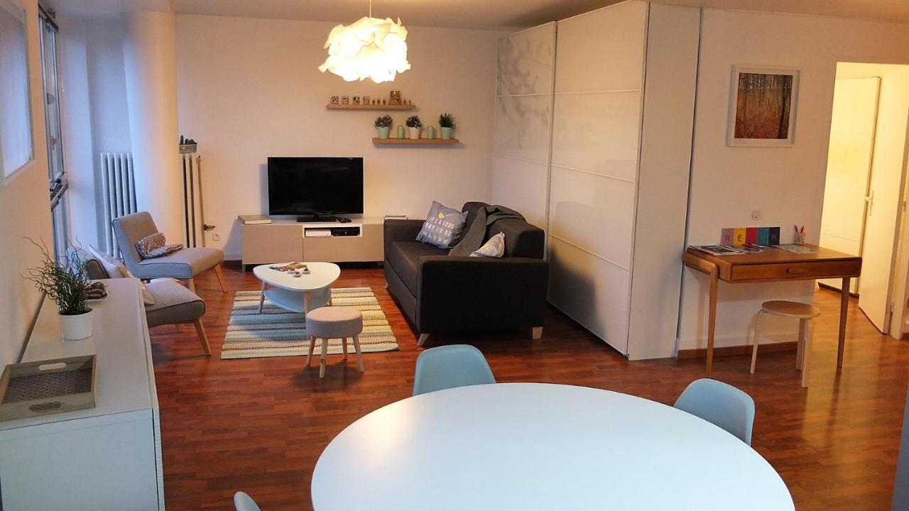 Spacieux Appartement Avec Vue Sur Les Quais Strasburgo Esterno foto