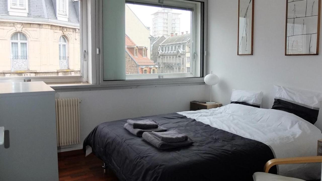 Spacieux Appartement Avec Vue Sur Les Quais Strasburgo Esterno foto