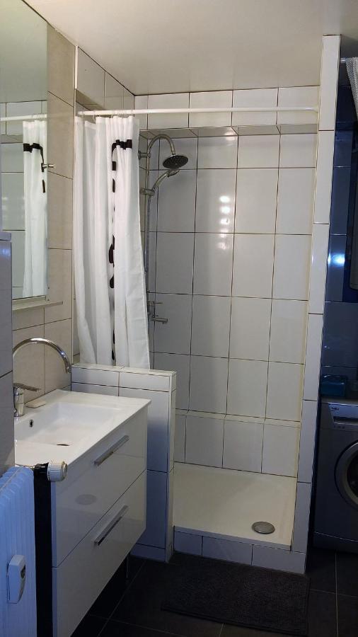 Spacieux Appartement Avec Vue Sur Les Quais Strasburgo Esterno foto